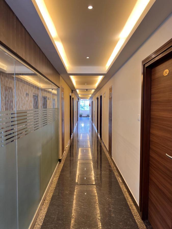 Royal Indraprastha The Hotel 班加罗尔 外观 照片
